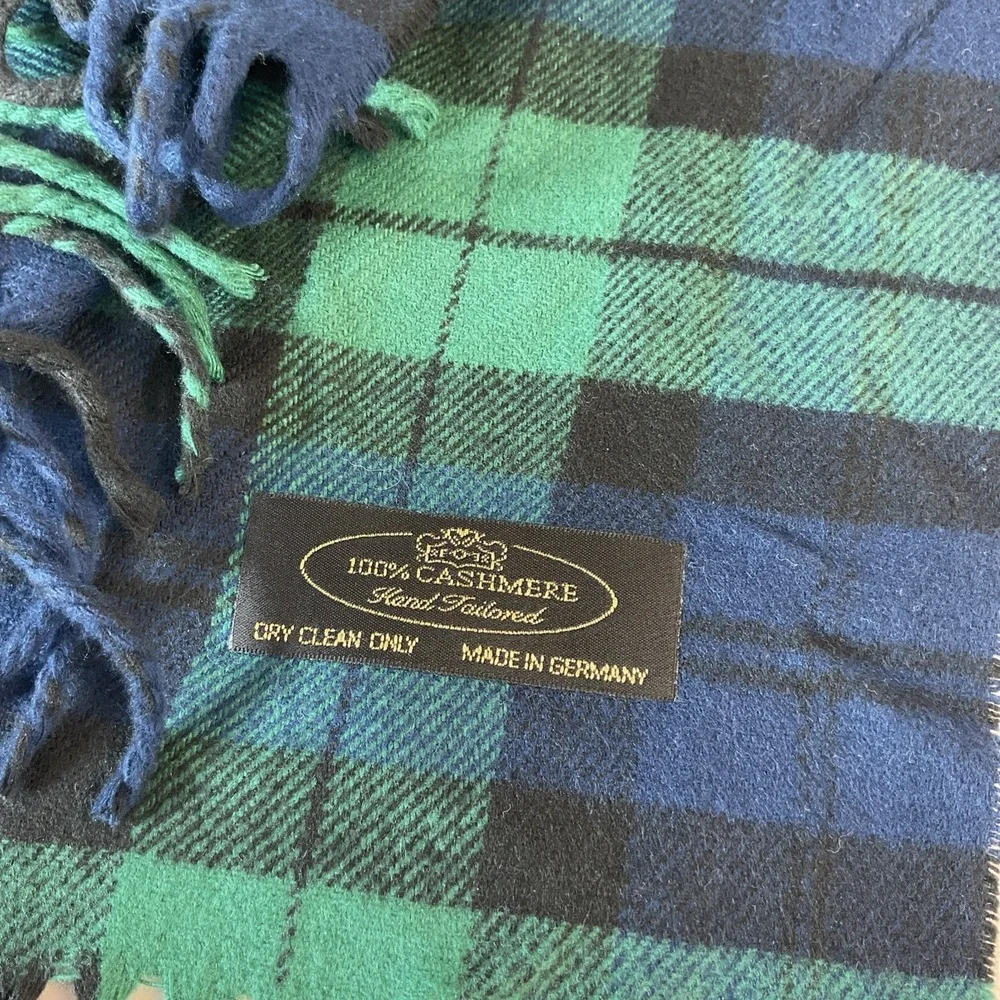 VTG 100% Cashmere Scarf Tartan‎ Plaid Hand Tailored Germany Fringe 65x12 Luxury